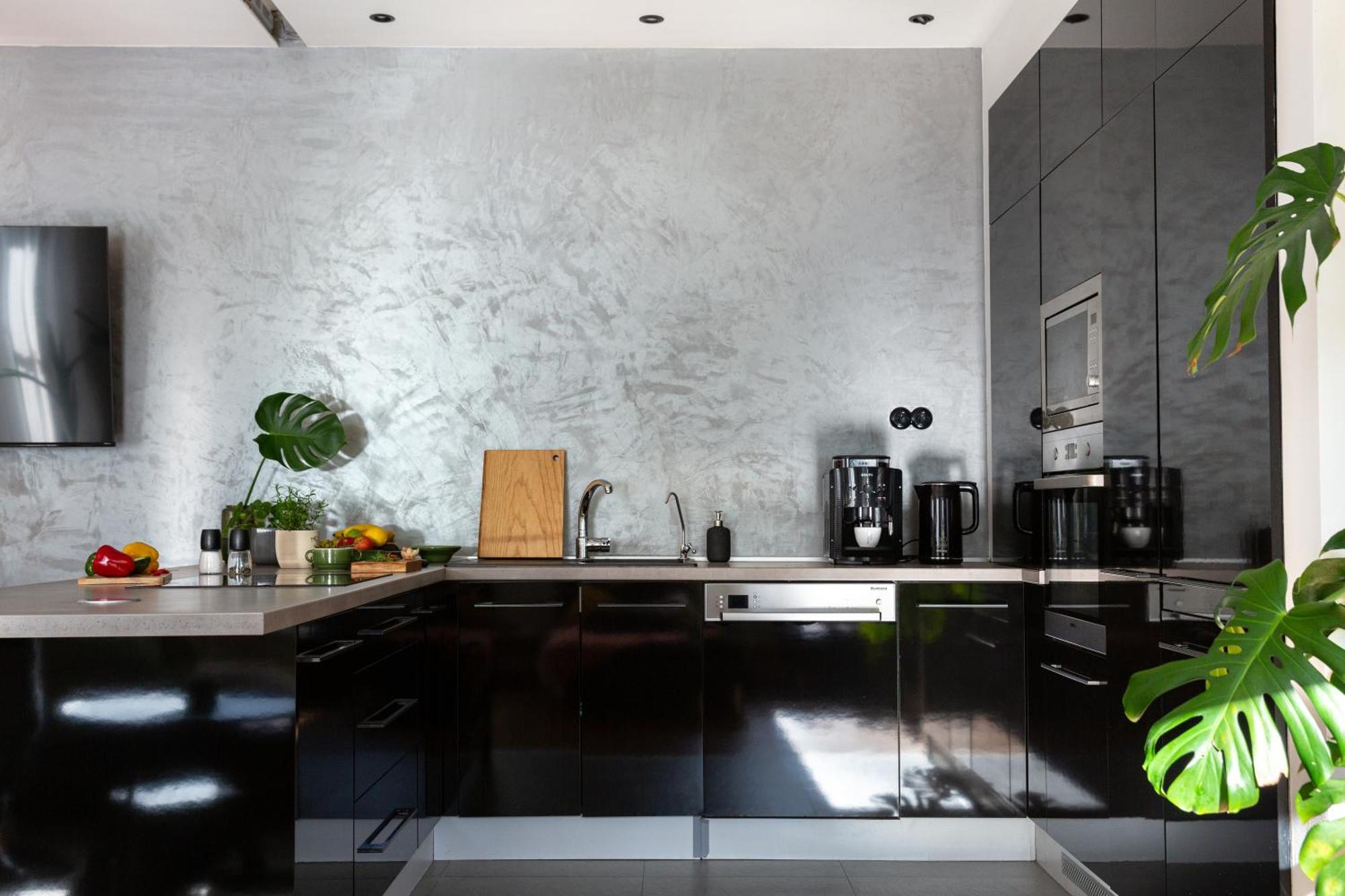 Evergreen - Old Town Spacious Stylish Apartment With Ac And One And A Half Bath, Baby & Kid- Friendly Братислава Экстерьер фото