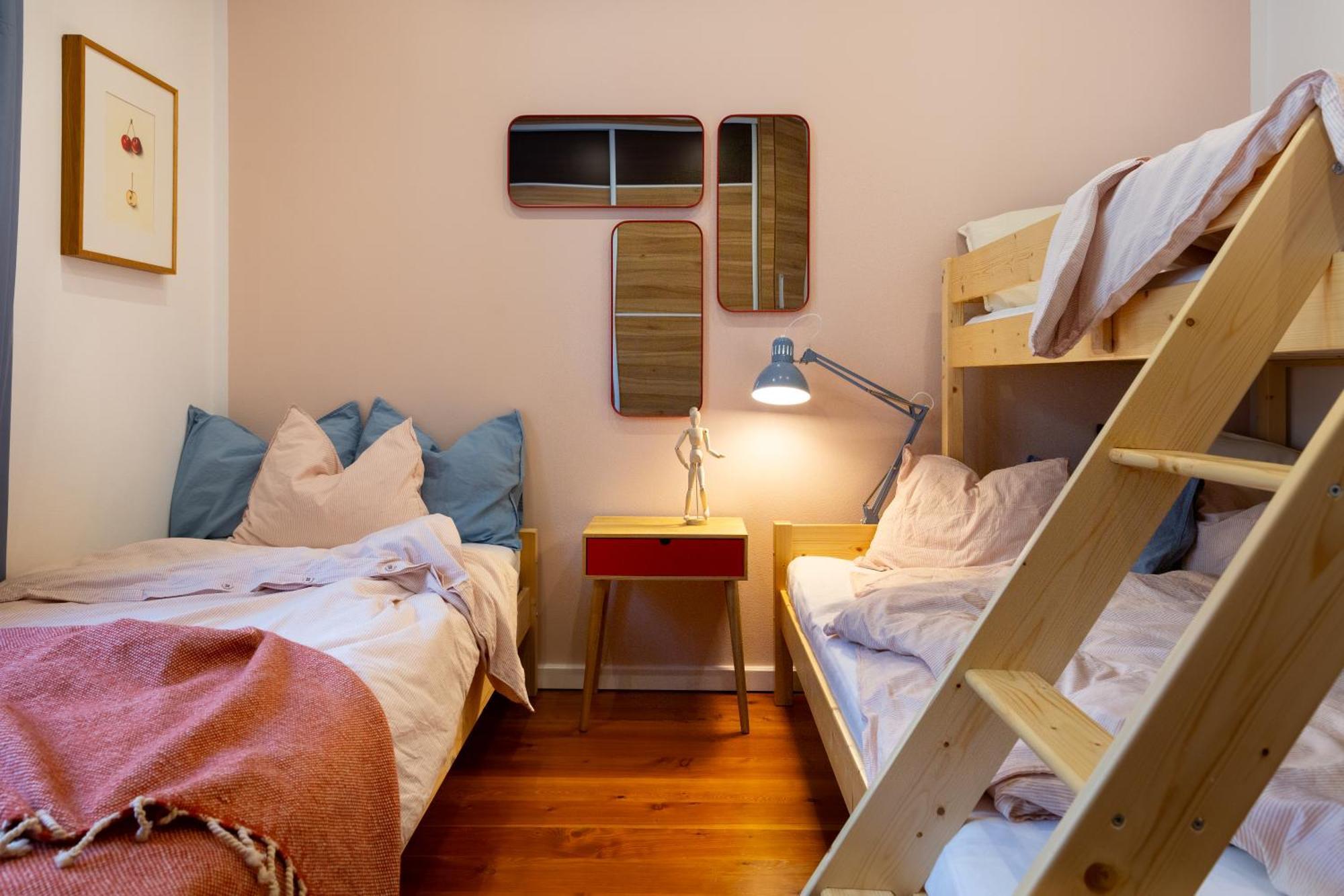 Evergreen - Old Town Spacious Stylish Apartment With Ac And One And A Half Bath, Baby & Kid- Friendly Братислава Экстерьер фото